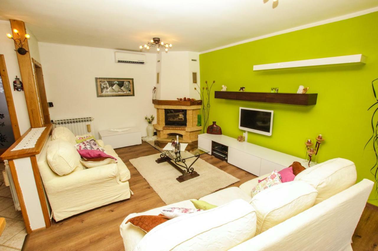 Apartment Dori Porec Exterior photo