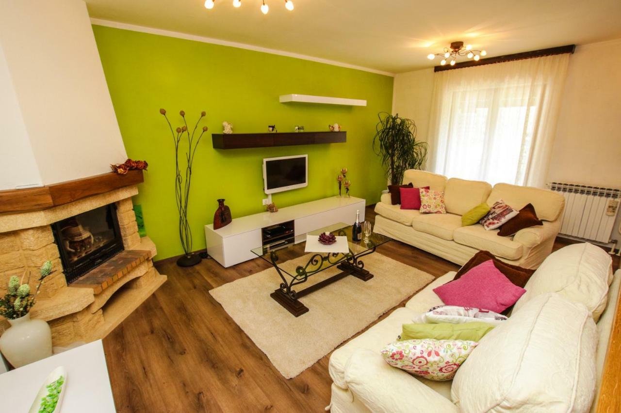 Apartment Dori Porec Exterior photo